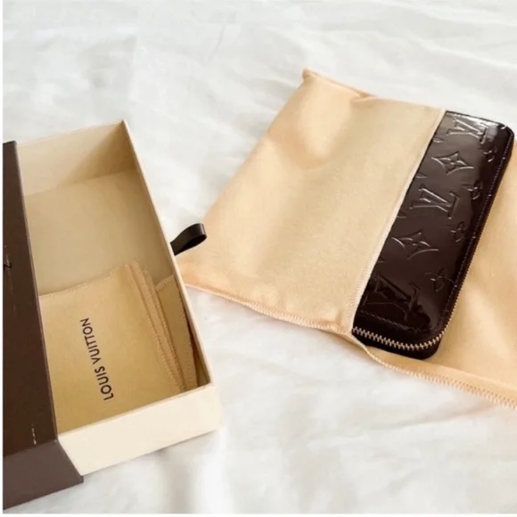 NWT Louis Vuitton Zippy Wallet Monogram Vernis, Amarante - Picture 11 of 15
